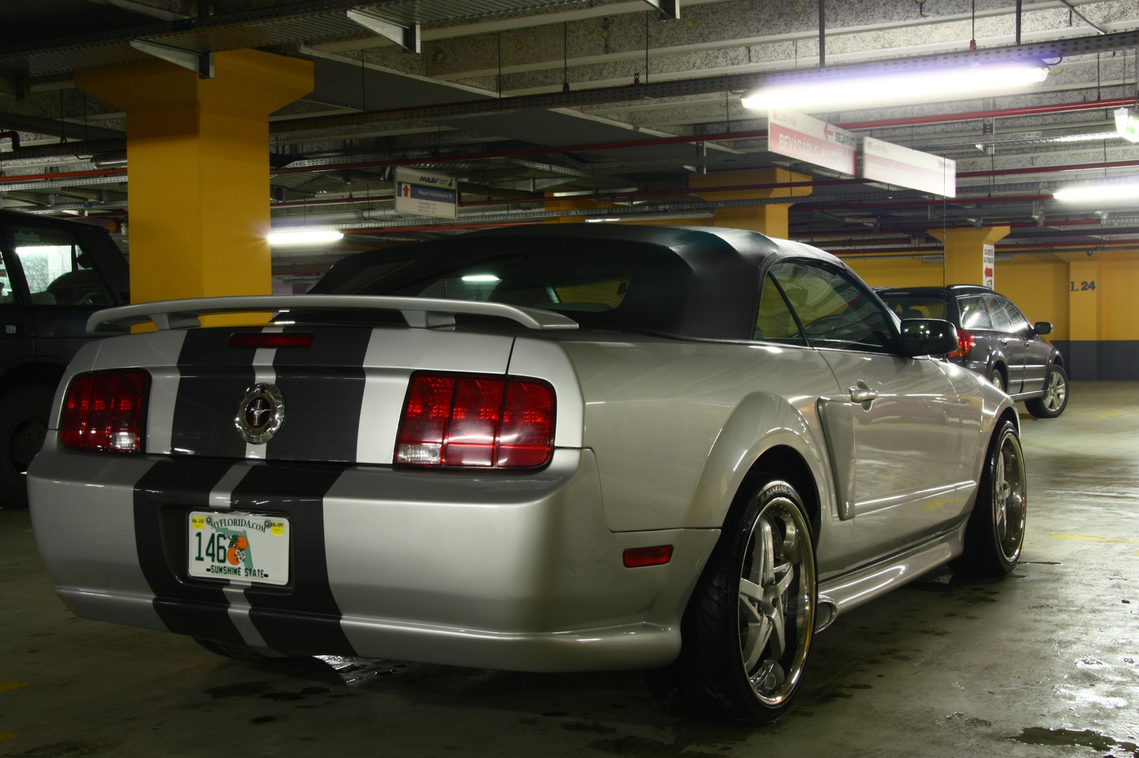 Ford Mustang Convertible 023