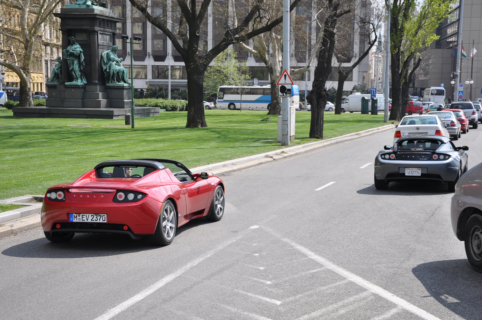 Tesla Roadster combo