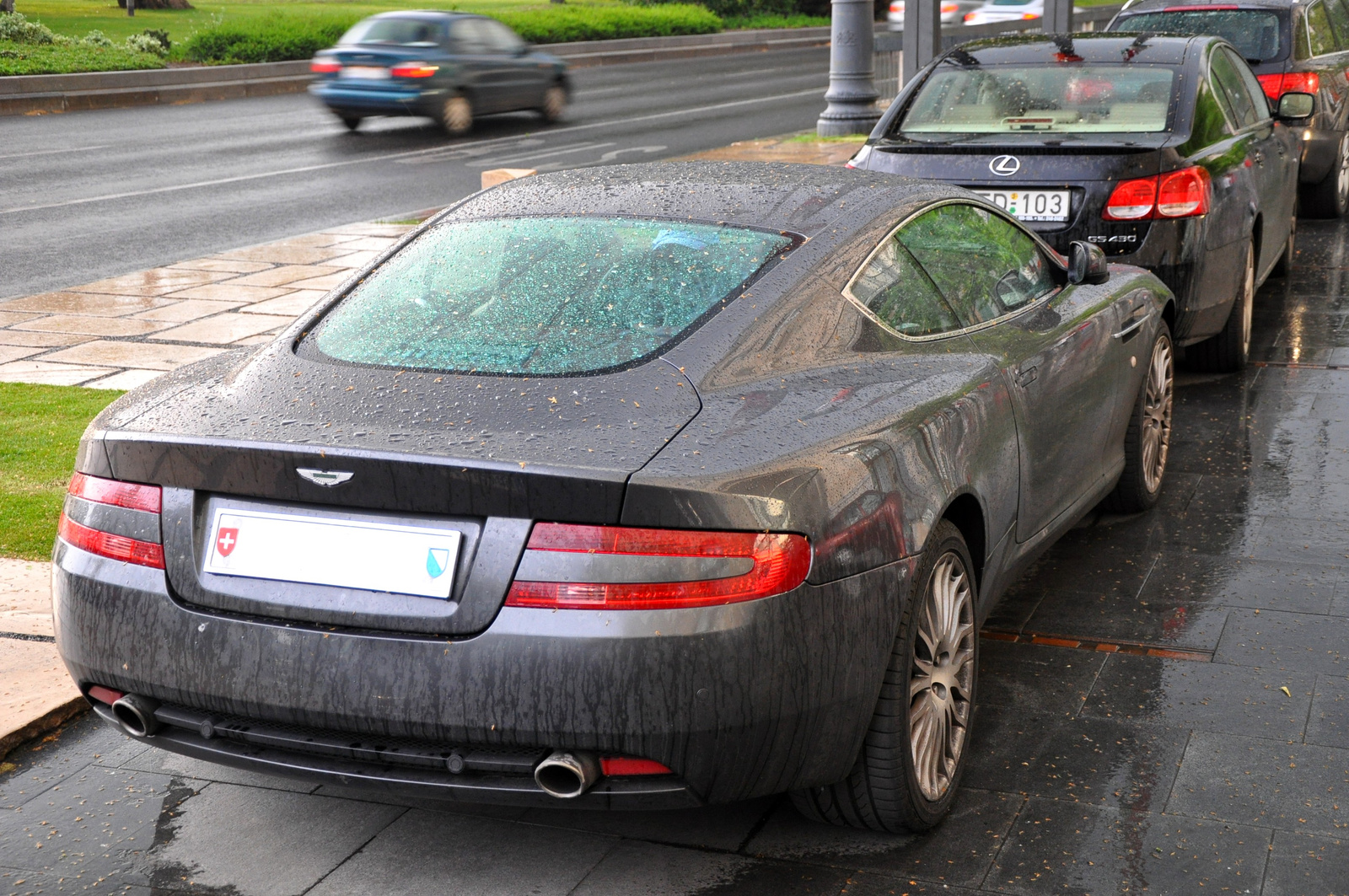 Aston Martin DB9 090