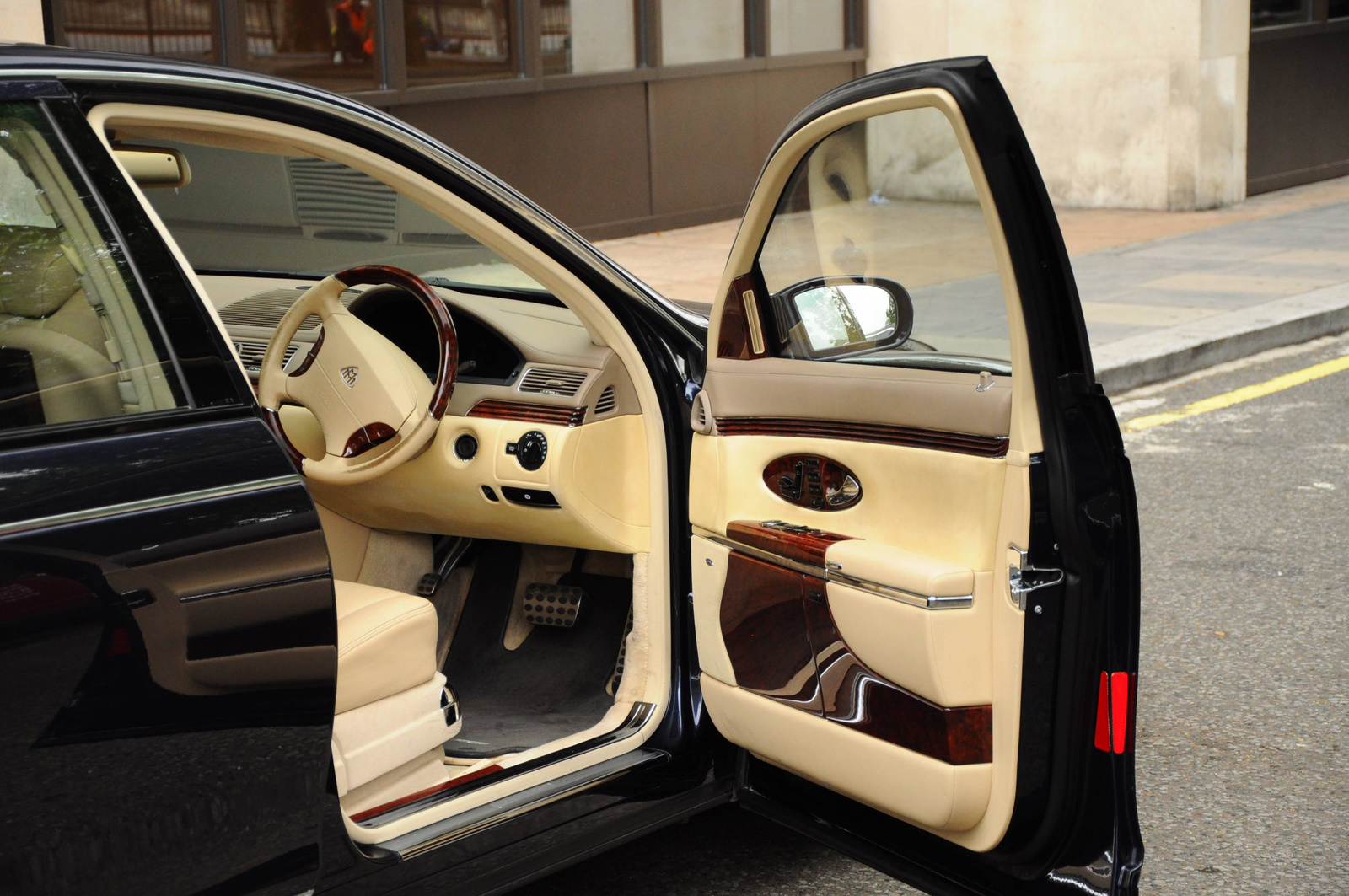 Maybach 57