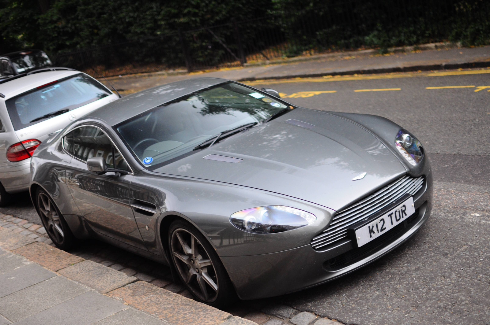 Aston Martin V8 Vantage