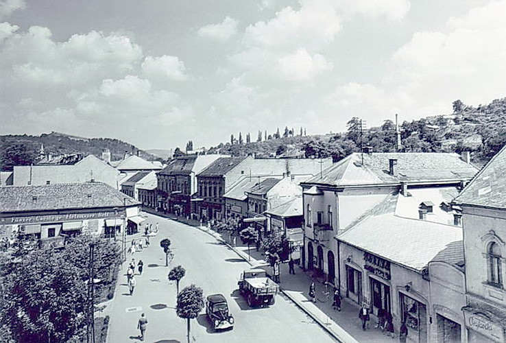 Salgótarján, régen főút a főtérnél 1960