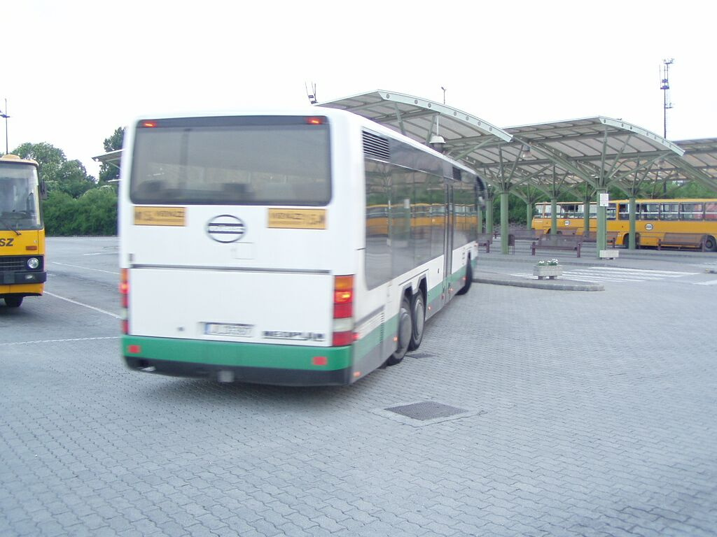 neoplan-volánbusz-050723-03