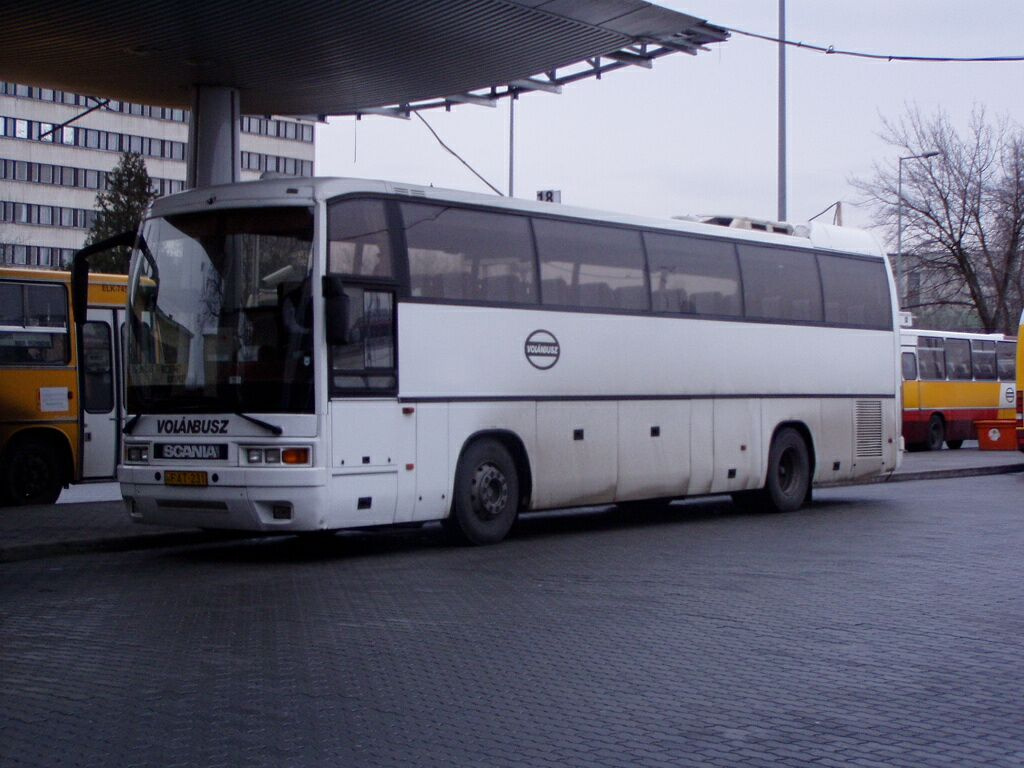 E98-volánbusz-041226-01