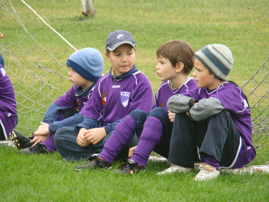 2009.10.14.IZSAK.VS.KTE.U11.018