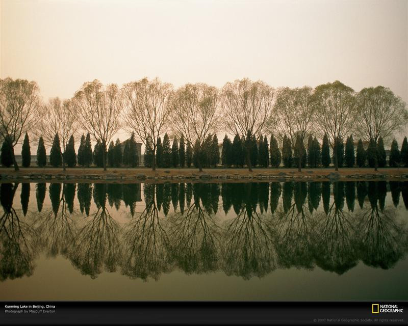 kunming-lake-reflection-92154-xl (Medium)