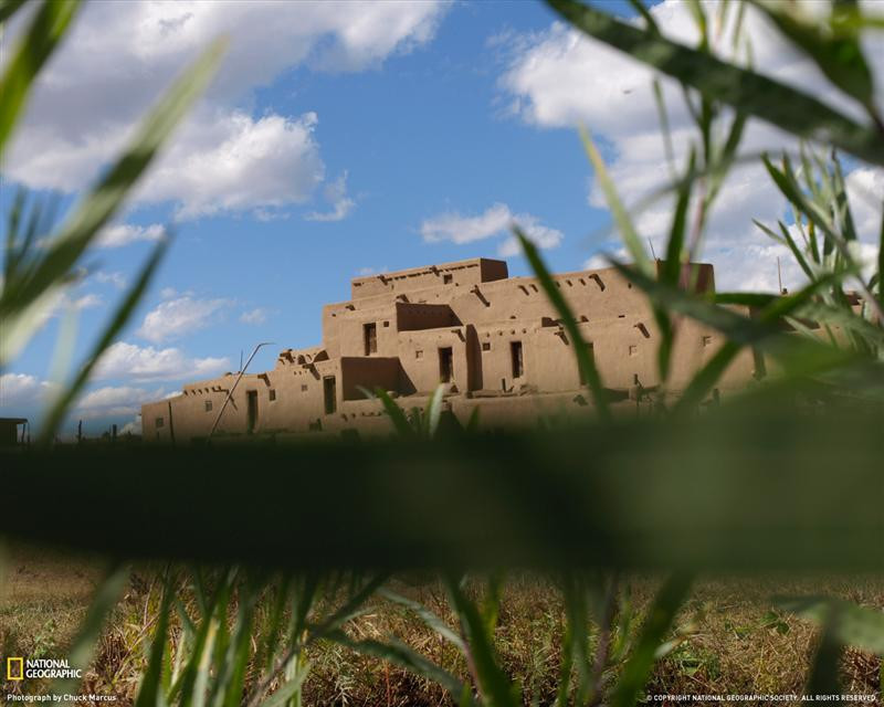 pueblo-building-grass-005pc08tad2cma057-xl (Medium)