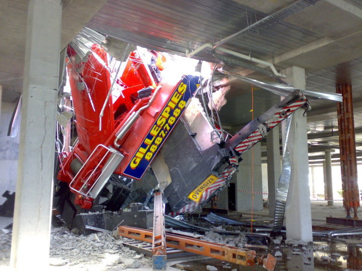 LIEBHERR LTM 1250.1 balesete Ausztráliában 7