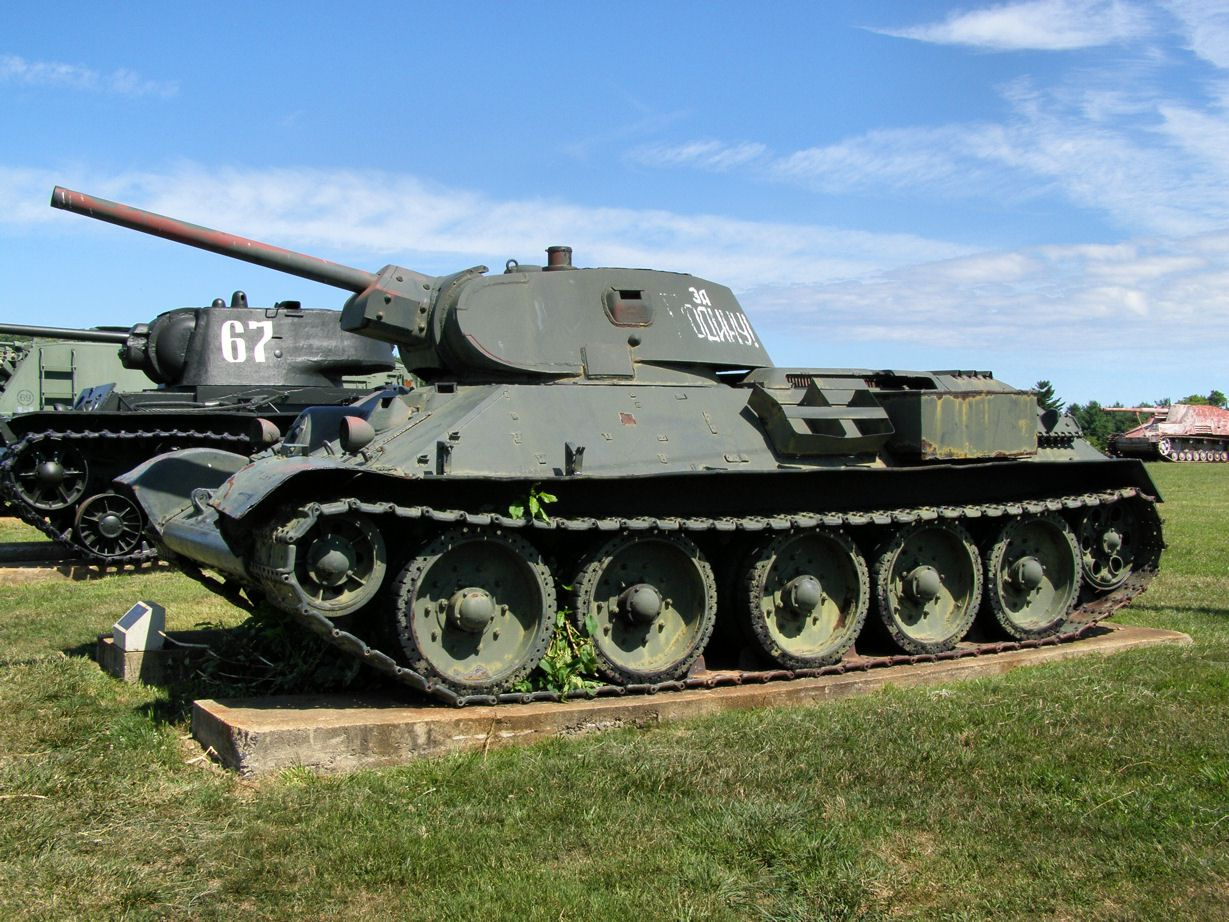 T-34 M1940  (Soviet Union)