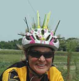 grl-w-bicycle-helmet