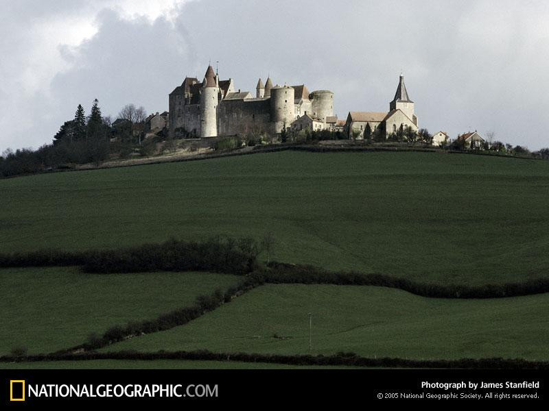 burgundy-castle-452216-sw (Medium)