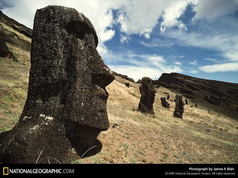 easter-island-monoliths-289124-sw (Medium)