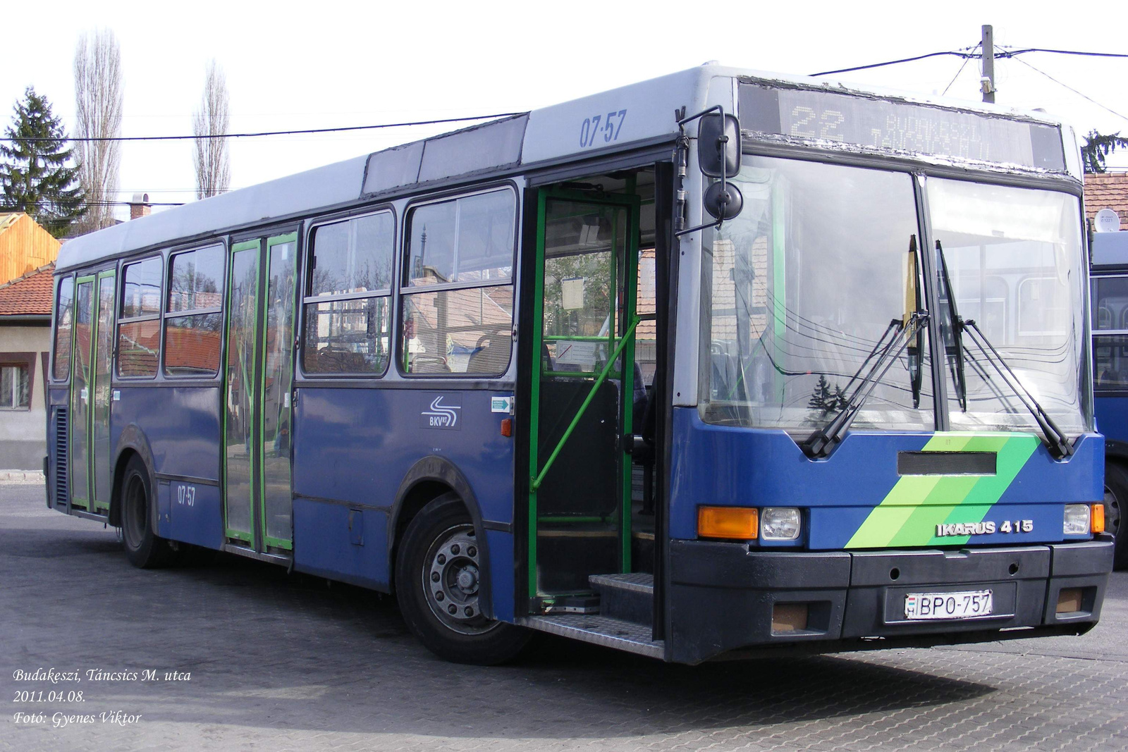 Busz BPO-757 2