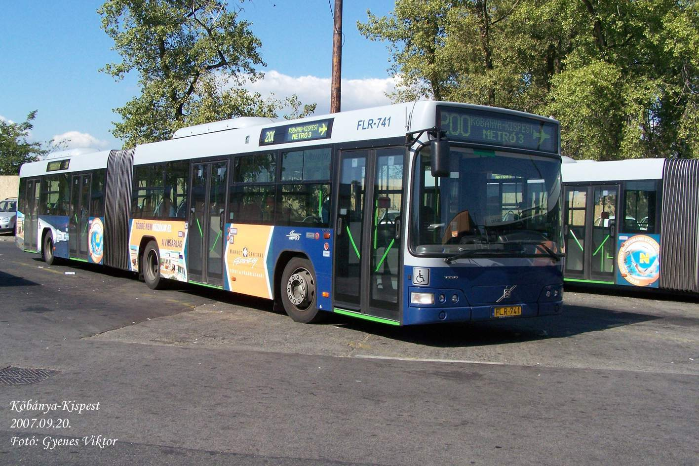 Busz FLR-741