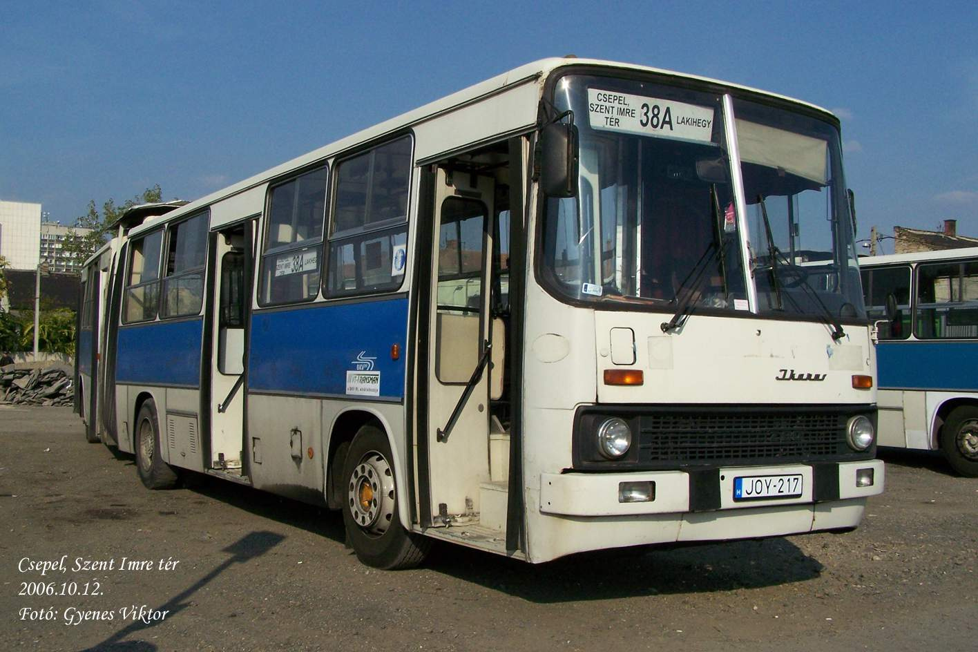 Busz JOY-217 3