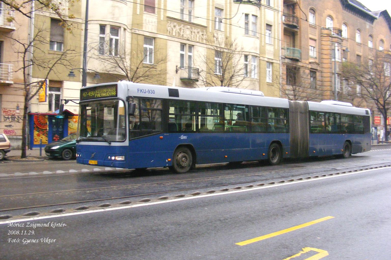 Busz FKU-930