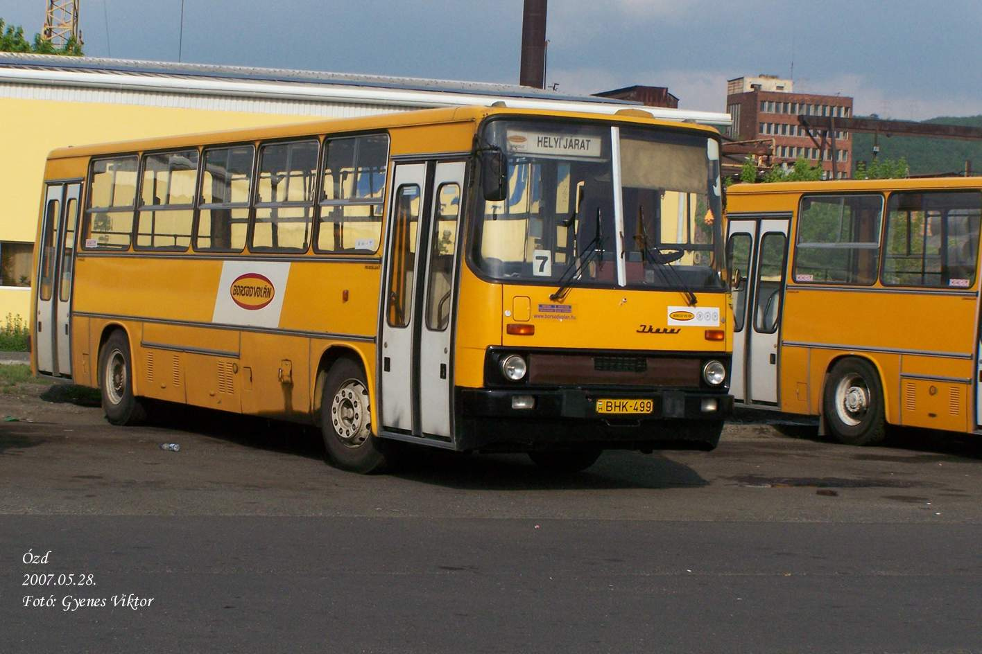 Ikarus 260-BHK-499