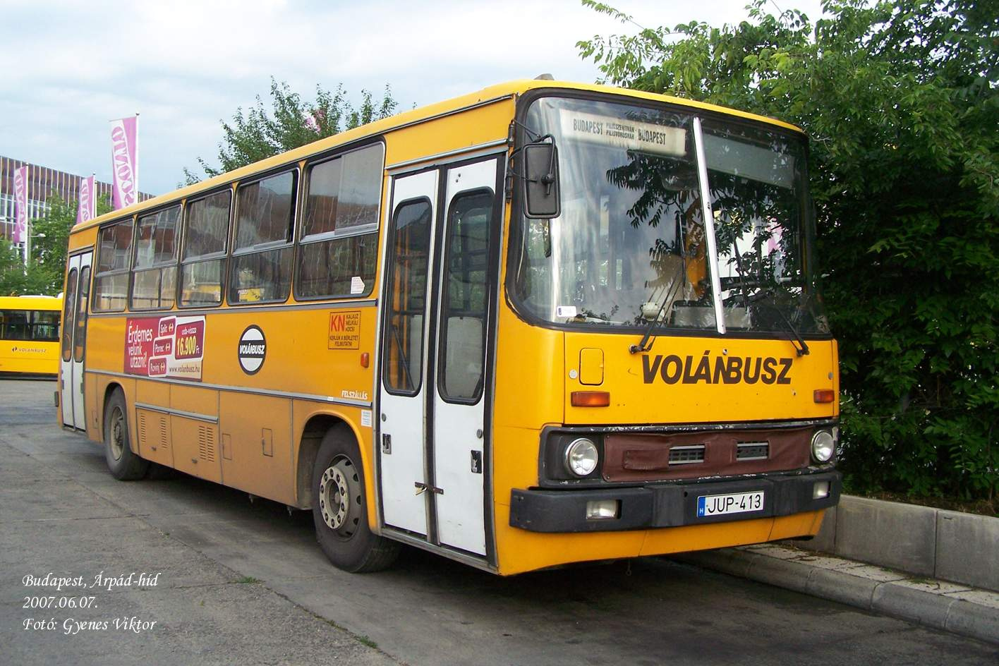 Ikarus 260-JUP-413