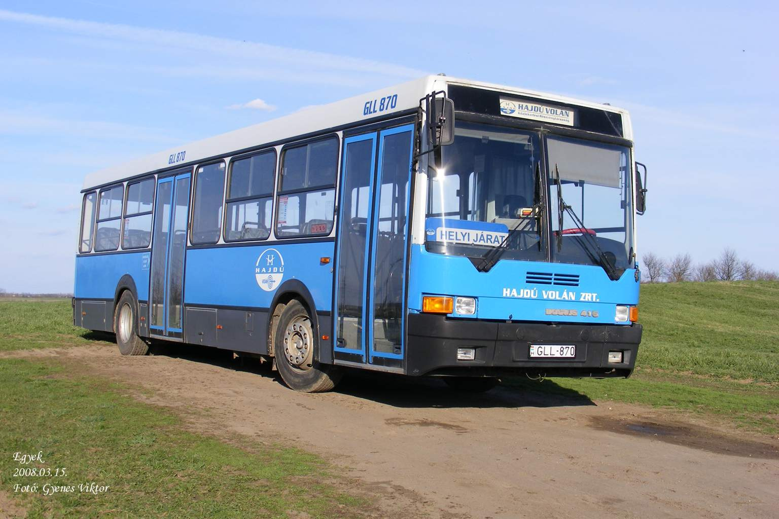 Ikarus 415-GLL-870 2