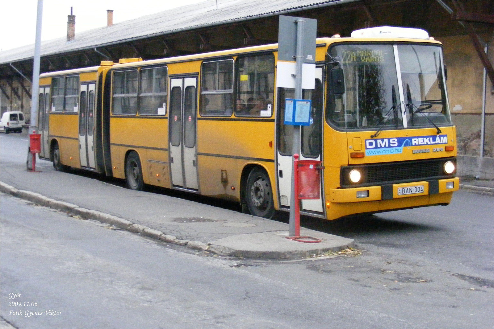 Ikarus 280-BAN-304