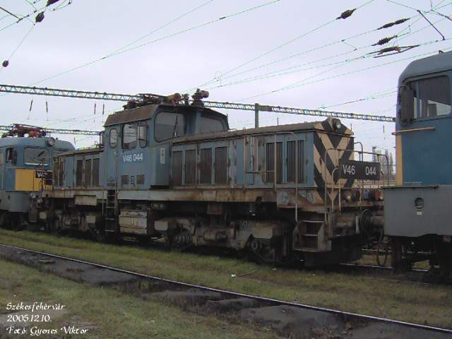 V46-044 2