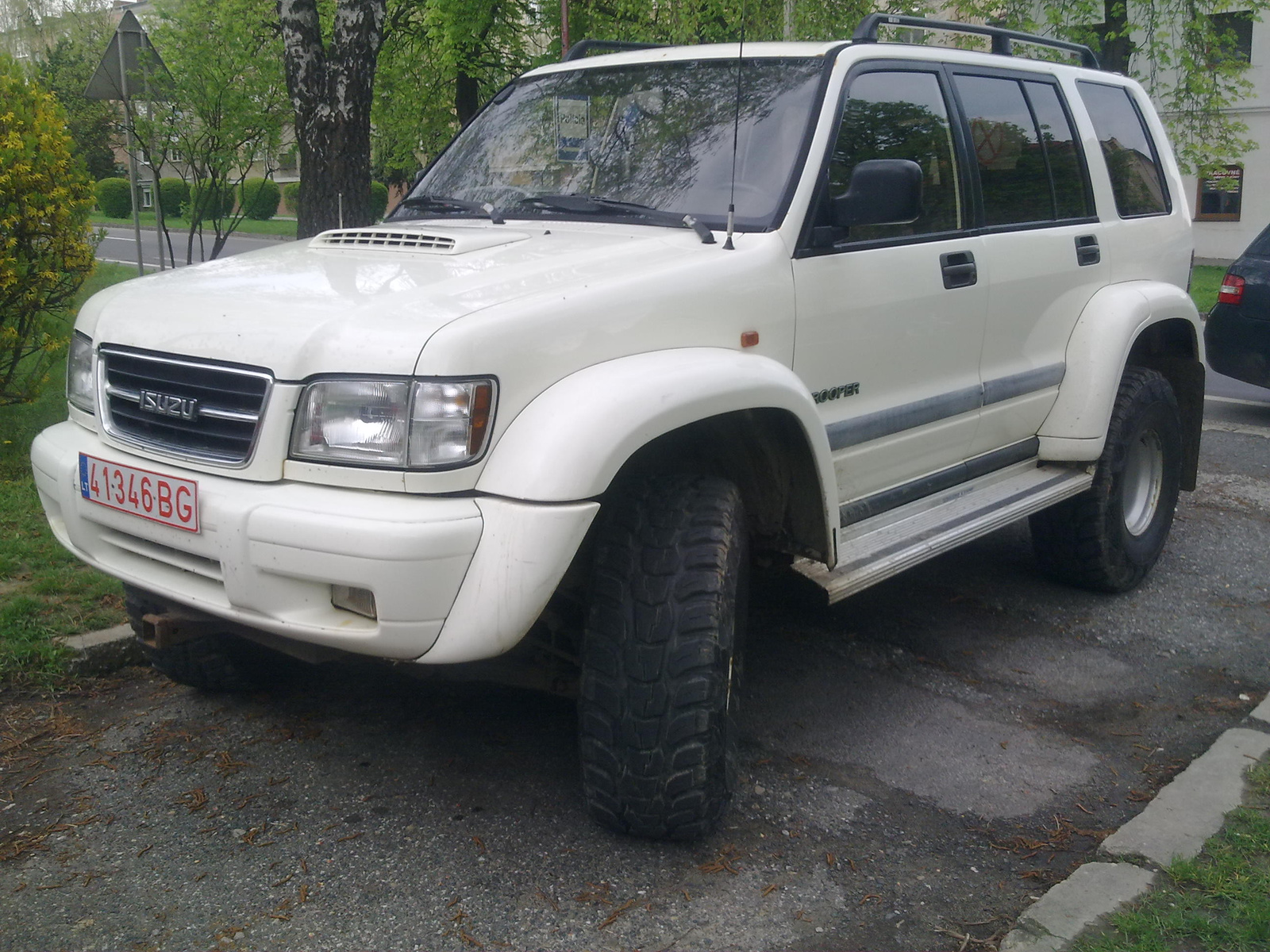 ISUZU