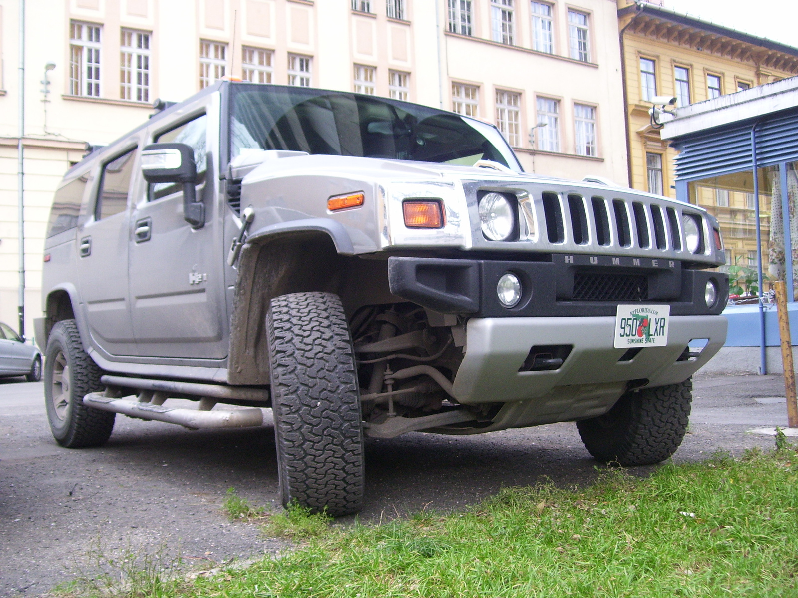 Hummer H2