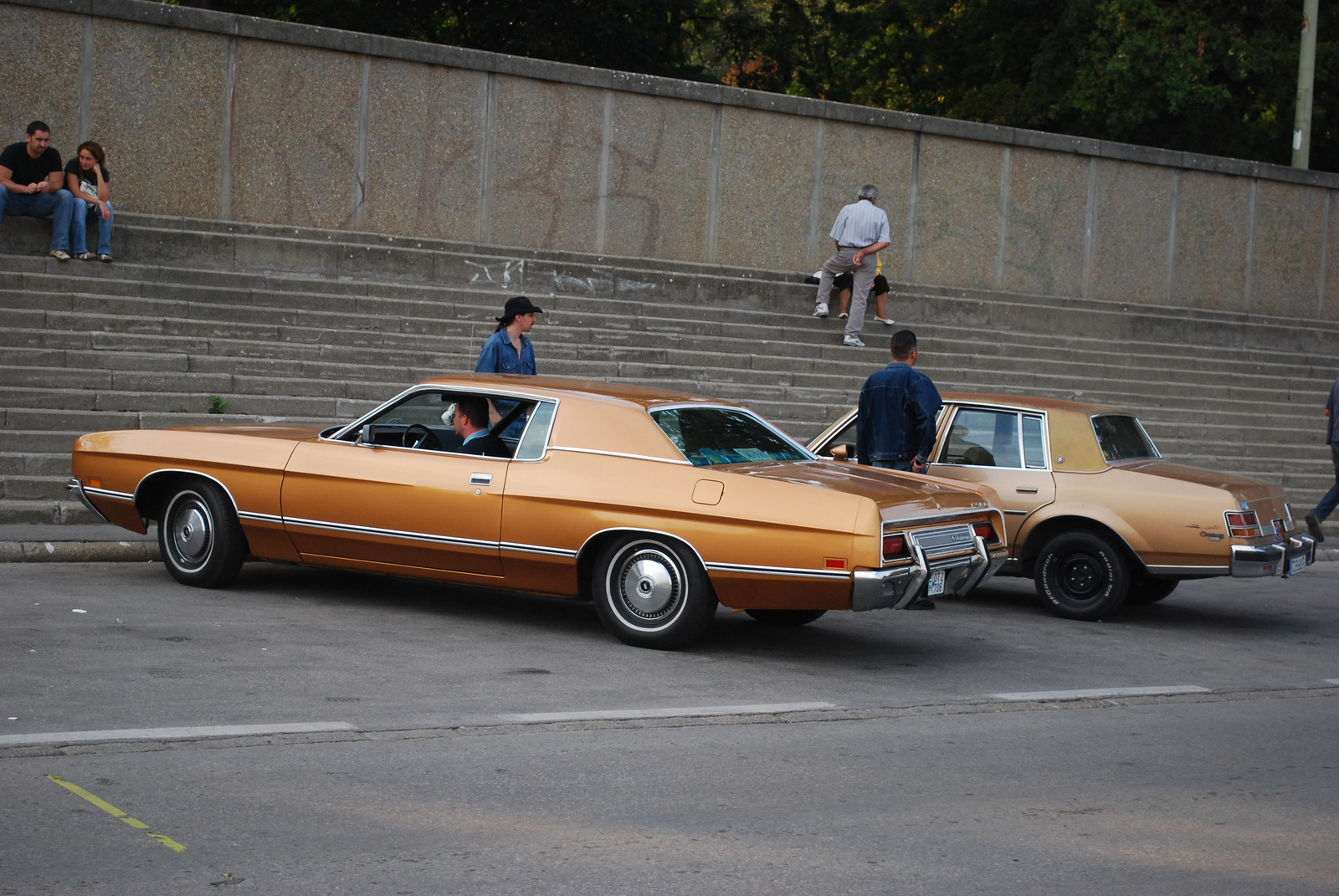 Ford Galaxie 500 & Buick Century