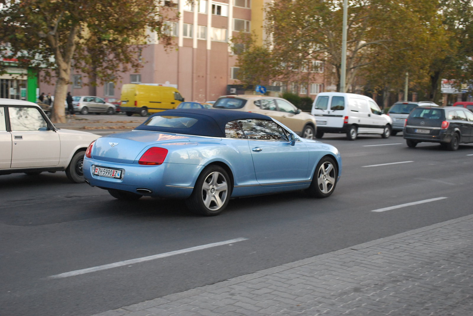 Bentley Continental GTC