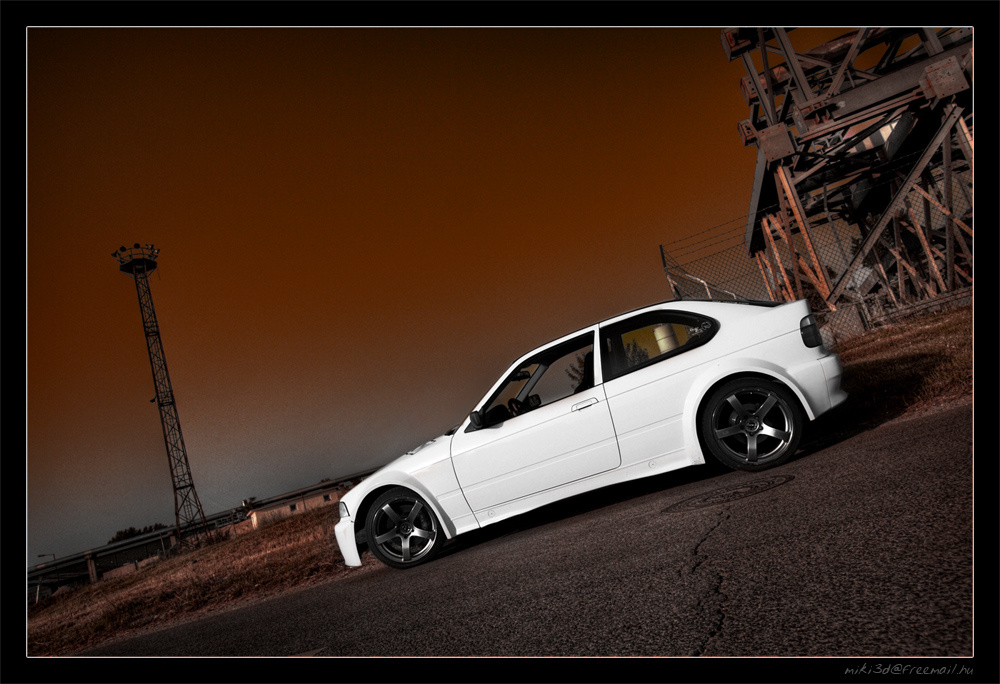 BMW Compact M3 07